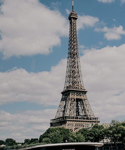 Eiffel tower 500x600